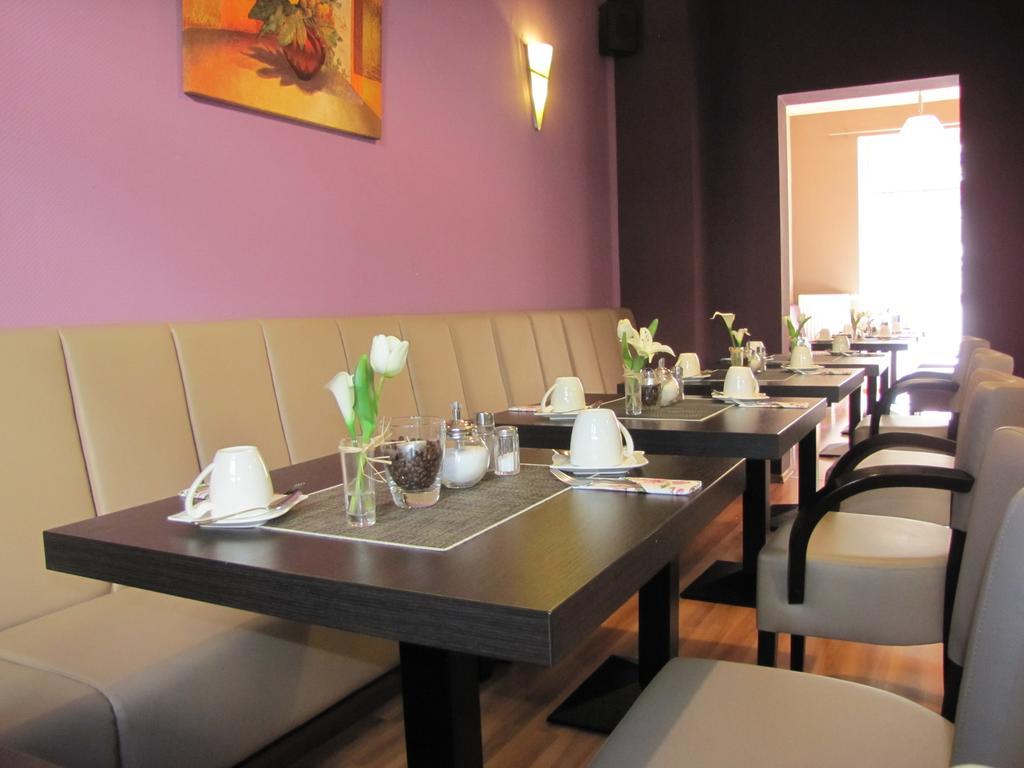 Central Hotel Gera Extérieur photo