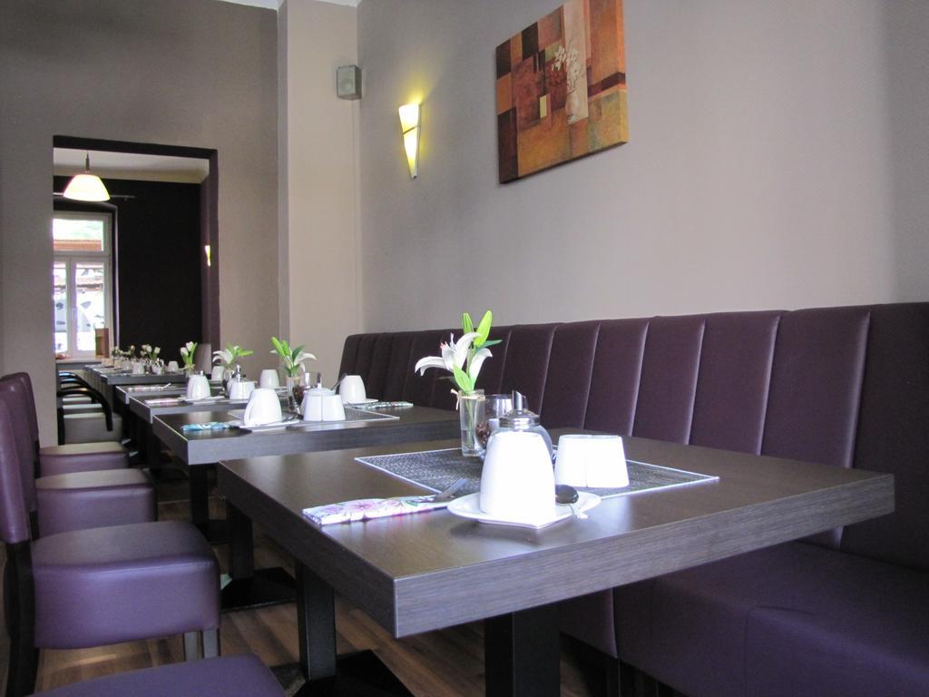 Central Hotel Gera Extérieur photo